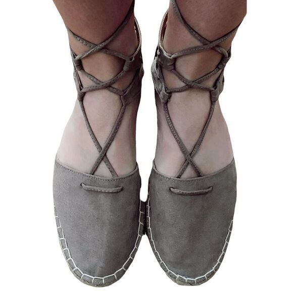 REPORT ‘Ponytail’ Taupe Lace Up Espadrille Flats - Picture 1 of 3